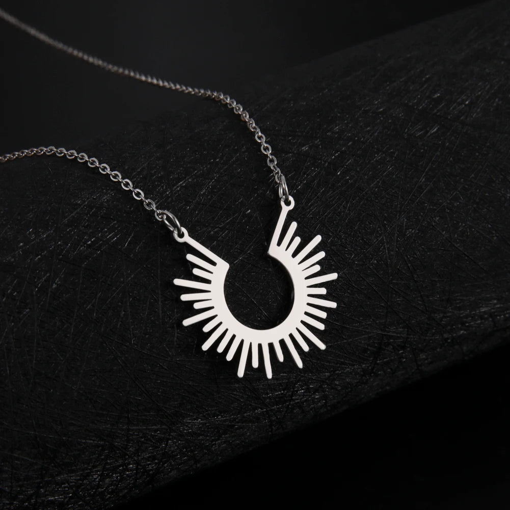 Skyrim Fashion Sun Ray Pendent